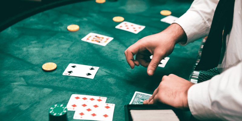 Baccarat - rules, strategies and the guide